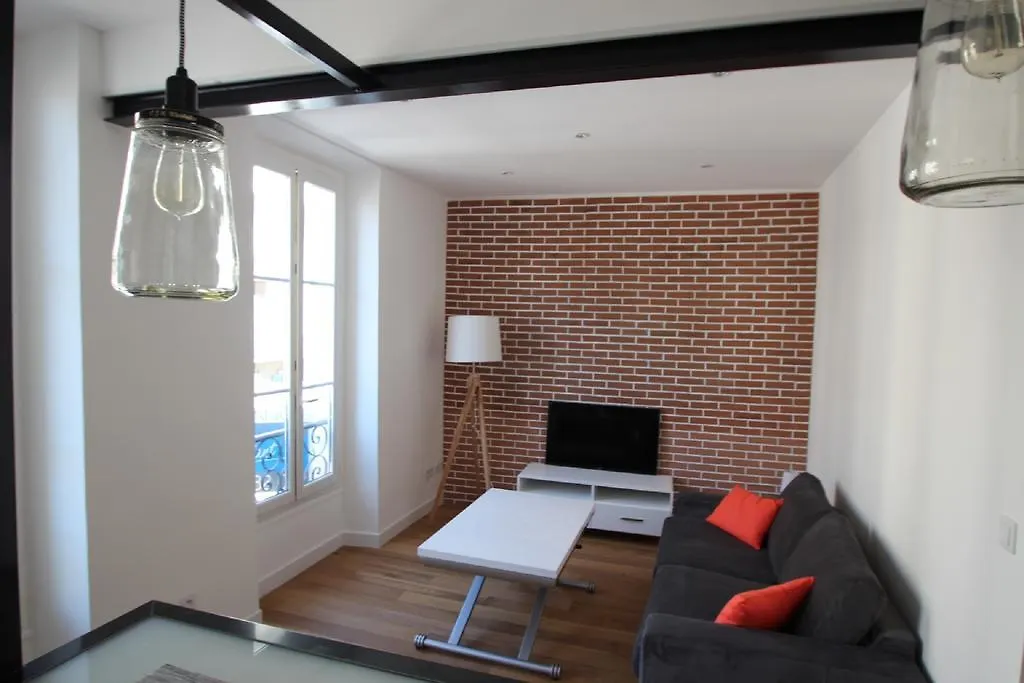 Apartment Hotel Des Postes Nice